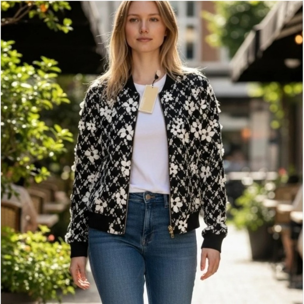 Michael Michael Kors Jacket Womens XS Black‎ White 3D Floral Embroidered Bomber